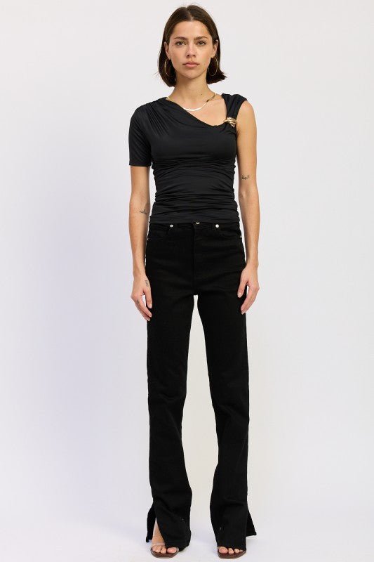 ONE SHOULDER ASYMMETICAL KNIT TOP - Bratty Luxe